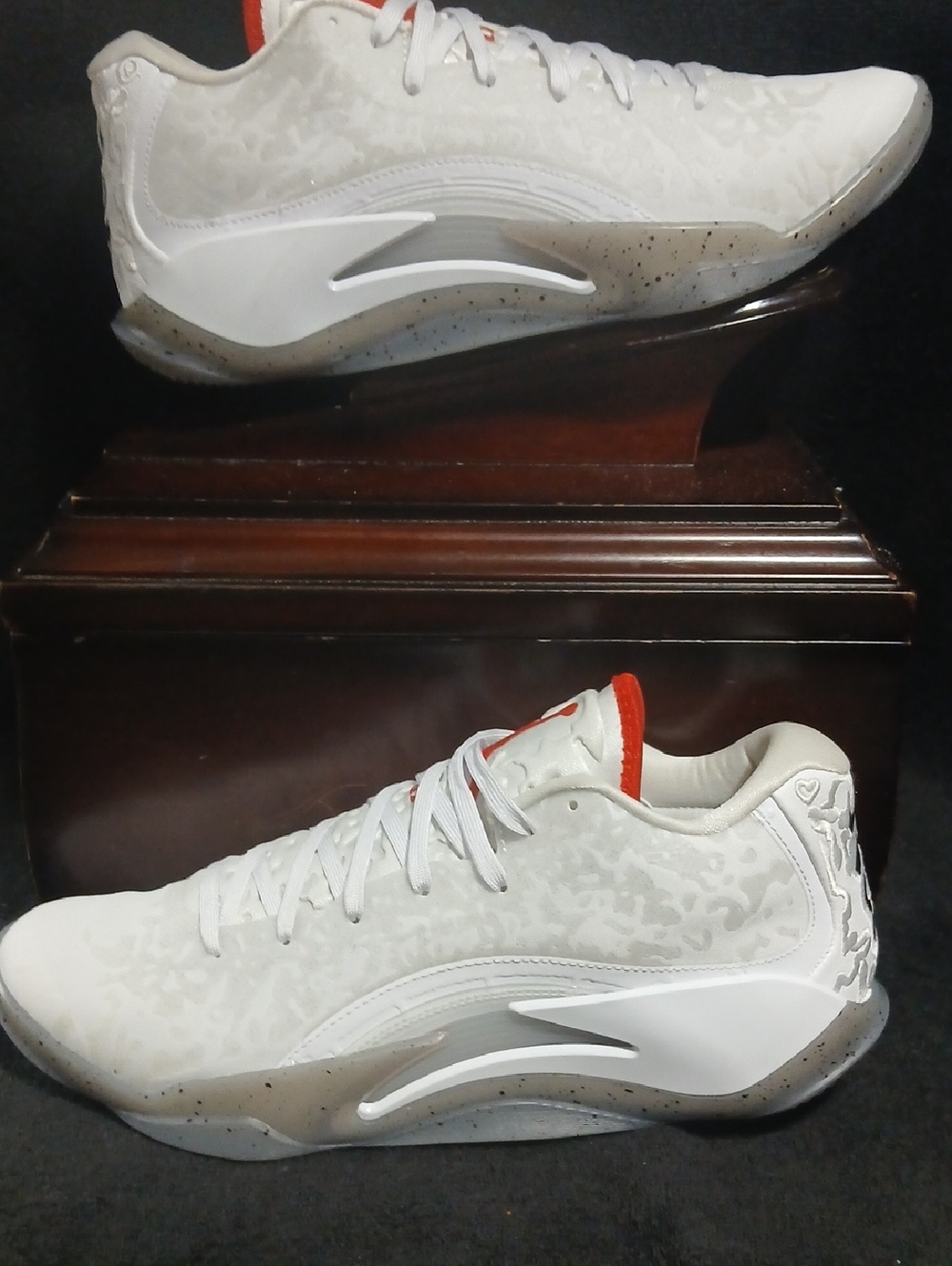 Nike Air Jordan Zion 3 "FRESH PAINT" Mens Size-10 (LIKE NEW!)